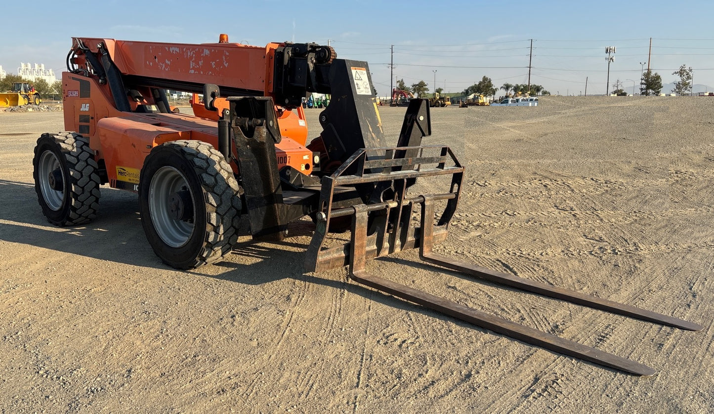 2017 JLG 10054 Telehandler