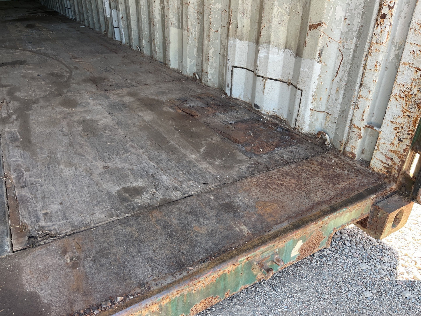 Used 40-ft Standard Containers for Sale for non-commercial use